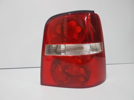 Piloto trasero derecho Volkswagen Touran año 2003 a 2006 - Imagen 4