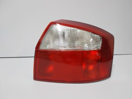 Piloto trasero derecho Audi A4 Sedan 4 puertas año 2001 a 2005 - Imagen 4