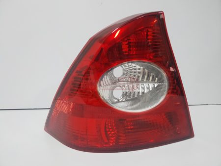 Piloto trasero izquierdo Ford Focus Sedan 4 Puertas año 2005 a 2008 - Imagen 4