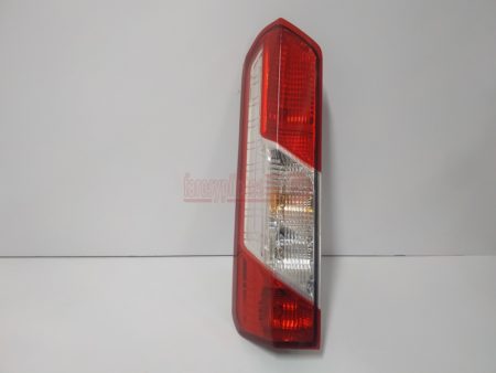 Piloto trasero izquierdo Ford Transit año 2014 a 2023 Furgón (Producto Reciclado) - Imagen 4