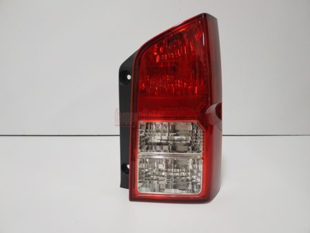 Piloto trasero derecho Nissan Pathfinder Año 2005 a 2012