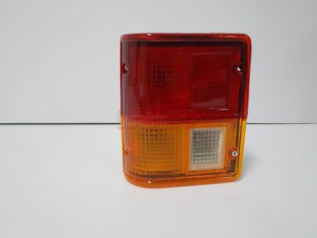 Piloto trasero izquierdo Mitsubishi Montero Pajero año 1982 a 1991