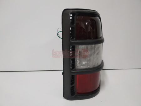 Piloto trasero izquierdo Mitsubishi Montero Pajero año 1991 a 1998 - Imagen 5