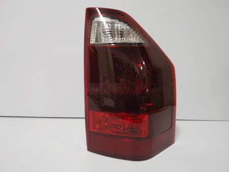 Piloto trasero derecho Mitsubishi Montero Pajero año 2003 a 2006 - Imagen 3