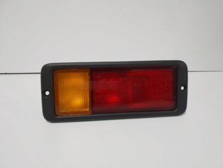 Piloto trasero izquierdo de paragolpes Mitsubishi Montero Pajero año 1991 a 2000 - Imagen 4