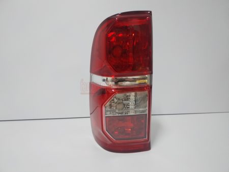 Piloto trasero izquierdo Toyota Hilux Vigo año 2011 a 2015 - Imagen 3