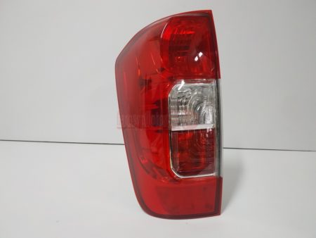 Piloto trasero izquierdo Nissan Navara año 2014 a 2019 - Imagen 2