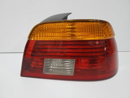 Piloto trasero derecho Bmw Serie 5 E39 Restyling año 2001 a 2003 portalamparas independiente