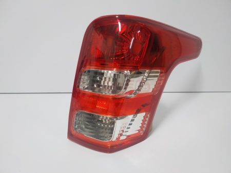 Piloto trasero derecho Mitsubishi L200 año 2015 a 2019 - Imagen 3