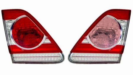 Piloto Trasero Derecho TOYOTA COROLLA Sedan 4P (2010-2013) | 16901002
