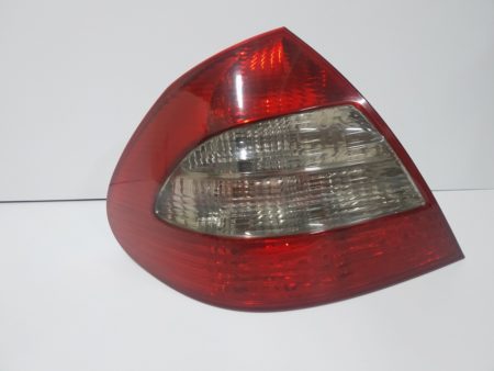 Piloto trasero izquierdo Mercedes Clase E W211 Bombilla año 2006 a 2009 Restyling (Producto Reciclado) - Imagen 4