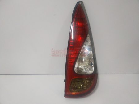 Piloto trasero derecho Toyota Yaris Verso año 2005 a 2008 Restyling - Imagen 2