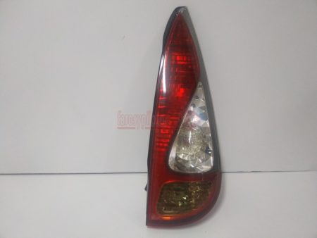 Piloto trasero derecho Toyota Yaris Verso año 2005 a 2008 Restyling - Imagen 3