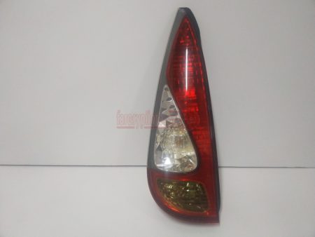Piloto trasero izquierdo Toyota Yaris Verso año 2005 a 2008 Restyling - Imagen 2