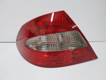 Piloto trasero izquierdo Mercedes CLK  año 2006 a 2010 Tintado W209 Restyling