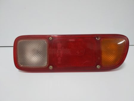 Piloto trasero derecho de paragolpes Nissan Terrano año 1993 a 1999