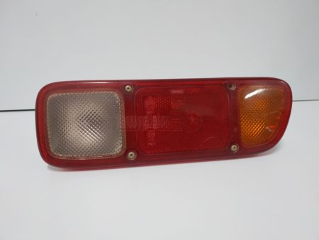 Piloto trasero derecho de paragolpes Nissan Terrano año 1993 a 1999 - Imagen 3