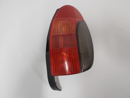Piloto trasero derecho Peugeot 306  Break Año 1999 a 2002 Familiar - Imagen 2