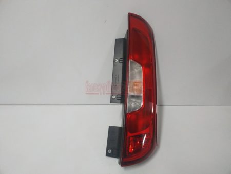 Piloto trasero derecho Fiat Doblo Año 2015 a 2022 Doble puerta