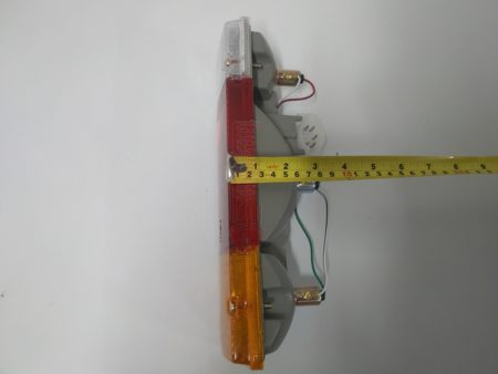 Piloto trasero derecho Universal 30 x 10 x 8 Hilux - Imagen 4