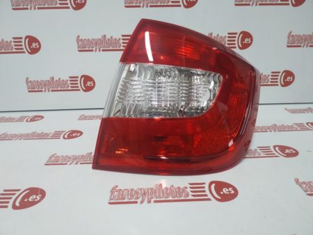 Piloto trasero derecho Skoda Rapid Año 2012 a 2018 - Imagen 2