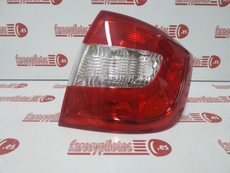 Piloto trasero derecho Skoda Rapid Año 2012 a 2018 - Imagen 3