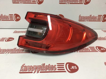 Piloto trasero derecho Renault Kadjar Año 2015 a 2018 LED + BOMBILLA (Producto Nuevo)