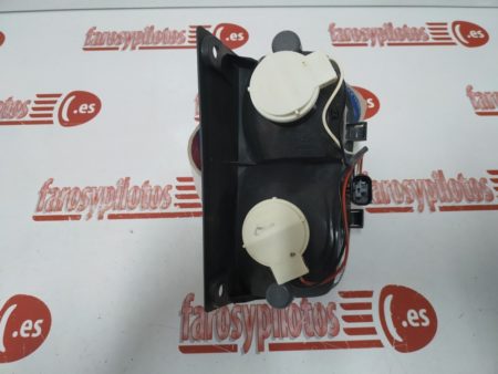 Piloto trasero izquierdo de paragolpes Renault Trafic 2001-2014 Opel Vivaro Nissan Primastar (Piloto con portalámparas de casquillos independientes) - Imagen 3
