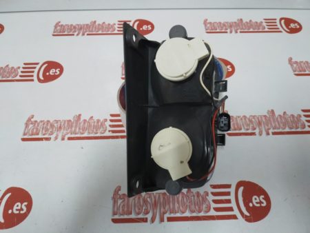 Piloto trasero izquierdo de paragolpes Renault Trafic 2001-2014 Opel Vivaro Nissan Primastar (Piloto con portalámparas de casquillos independientes) - Imagen 5