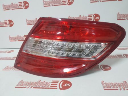 Piloto trasero derecho Mercedes Clase C 4 Puertas W204 LED Año 2007 a 2010 - Imagen 2