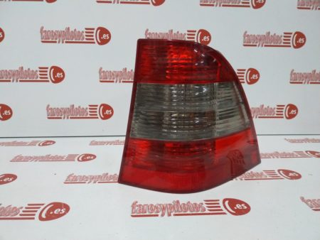 Piloto trasero derecho Mercedes Ml W163 Restyling Año 2001 a 2005 Tintado