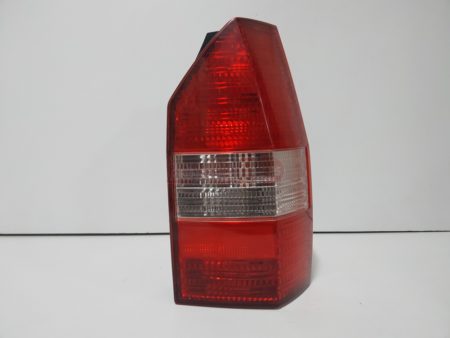 Piloto trasero derecho Mitsubishi Space Wagon Año 1999 a 2003