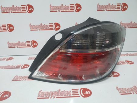 Piloto trasero derecho Opel Astra H 5 Puertas Año 2004 a 2010 Tintado - Imagen 3