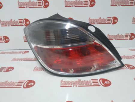 Piloto trasero izquierdo Opel Astra H 5 Puertas Año 2004 a 2010 Tintado - Imagen 2