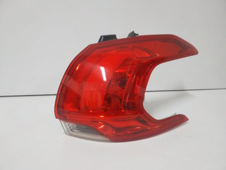 Piloto trasero derecho Peugeot 2008 Año 2012 a 2016 (Producto Reciclado)