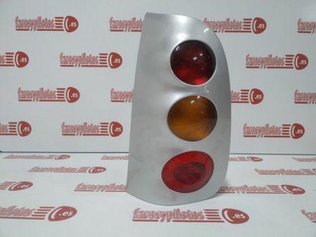 Piloto trasero izquierdo Smart Fortwo Año 1998 a 2002 GRIS - Imagen 3