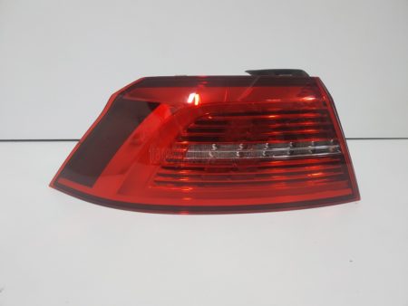 Piloto trasero izquierdo Volkswagen Passat 4 Puertas Año 2015 a 2020 LED B8