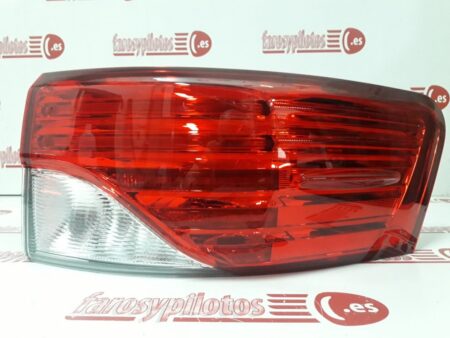 Piloto trasero derecho Toyota Avensis Wagon Año 2012 a 2015 Restyling Familiar T27 Producto Nuevo