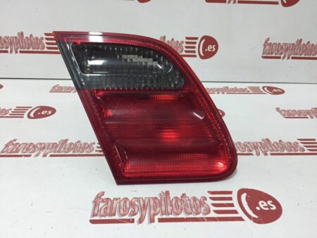 Piloto trasero izquierdo de porton Mercedes Clase E W210 Restyling 1999-2002 - Imagen 2
