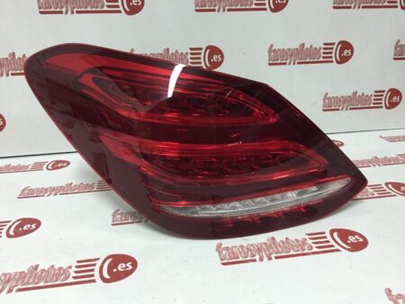 Piloto trasero izquierdo Mercedes Clase C W205 Sedan 4 Puertas Años 2014 a 2018 FULL LED - Imagen 2