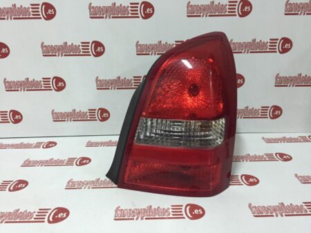 Piloto trasero derecho Nissan Primera P12 Años 2002 a 2007 4 Puertas Sedan - Imagen 2