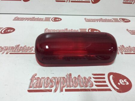 Piloto trasero de tercera luz de freno Fiat Doblo Año 2001 a 2010 - Imagen 2
