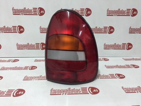 Piloto trasero derecho Chrysler Voyager Año 1996 a 2000 - Imagen 3