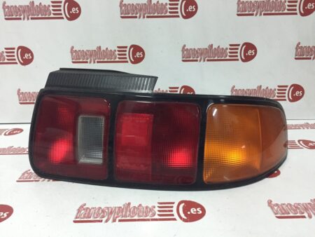 Piloto trasero derecho Toyota Celica T200 Año 1994 a 1999 - Imagen 2