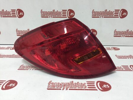 Piloto trasero izquierdo Opel Meriva Año 2010 a 2013