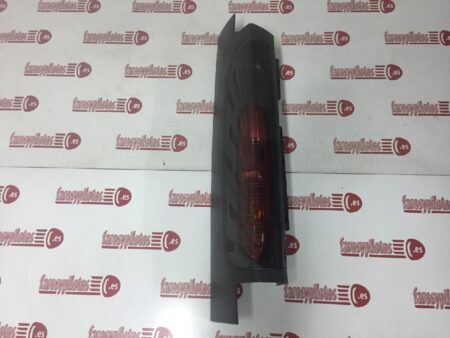 Piloto trasero izquierdo Renault Trafic 2 Puertas 2001-2006 Apertura puertas 180 Opel Vivaro Nissan Primastar LLE212 (Articulo Reciclado) - Imagen 3