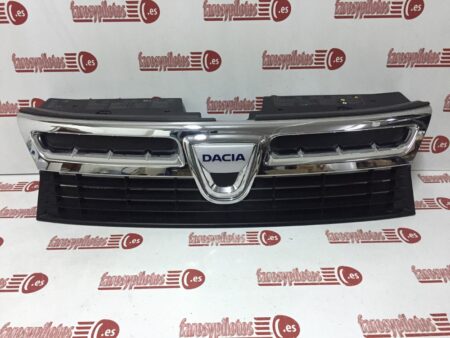 Parrilla delantera Dacia Duster Año 2010 a 2012