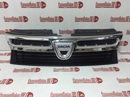 Parrilla delantera Dacia Duster Año 2010 a 2012 - Imagen 4