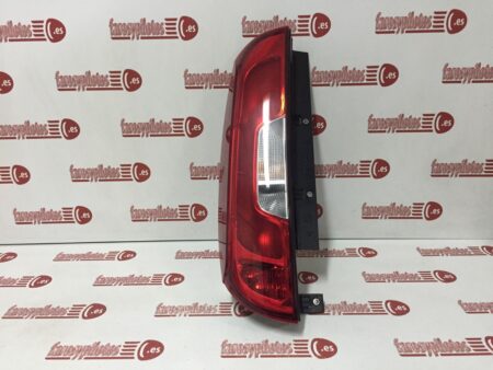 Piloto trasero izquierdo Fiat Doblo Año 2015 a 2020 Porton trasero 1 PUERTA