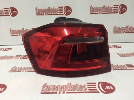 Piloto trasero izquierdo Volkswagen Golf Sportsvan Año 2014 a 2017 Bombilla
